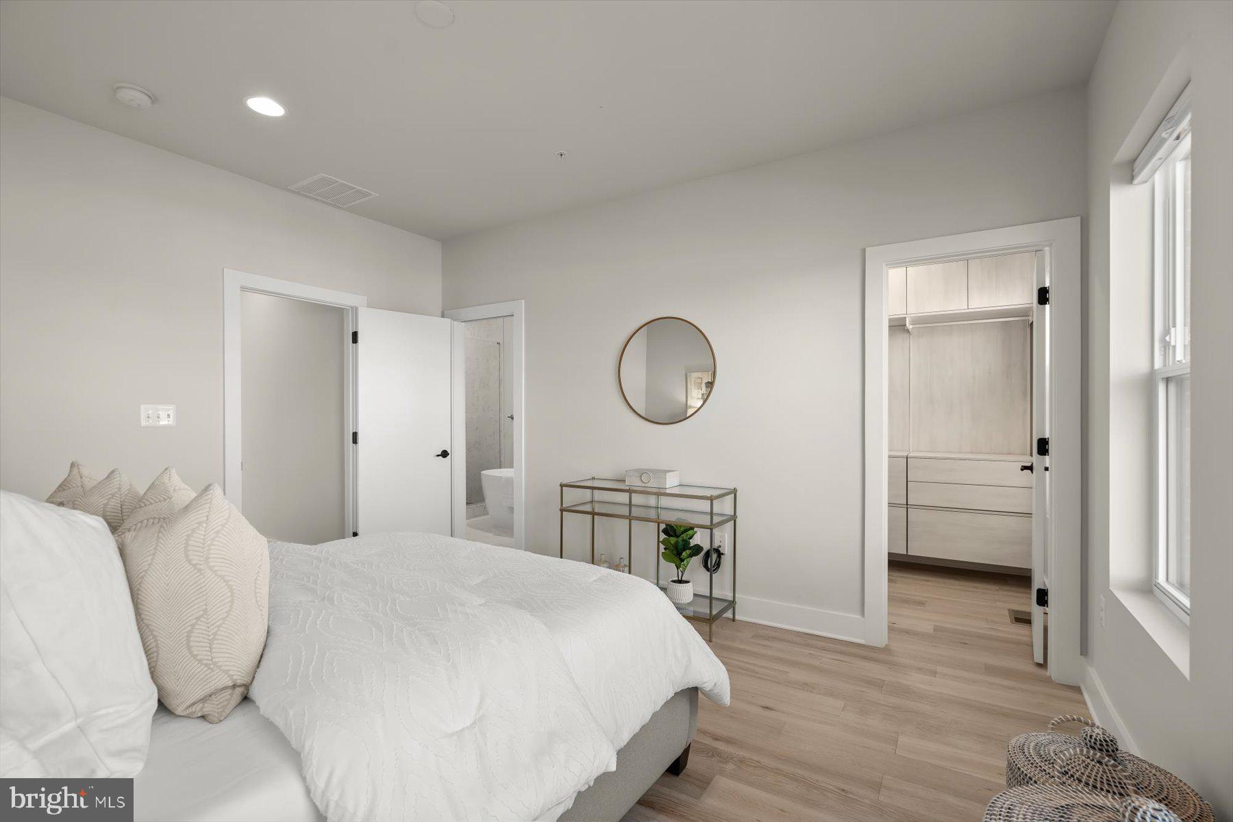 COURTHOUSE - Residential