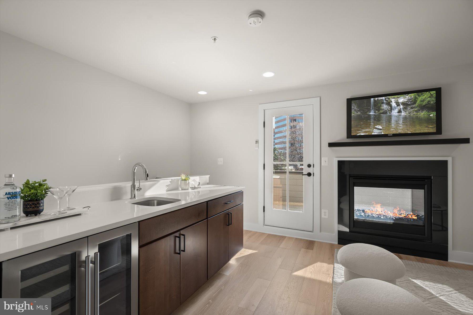 COURTHOUSE - Residential