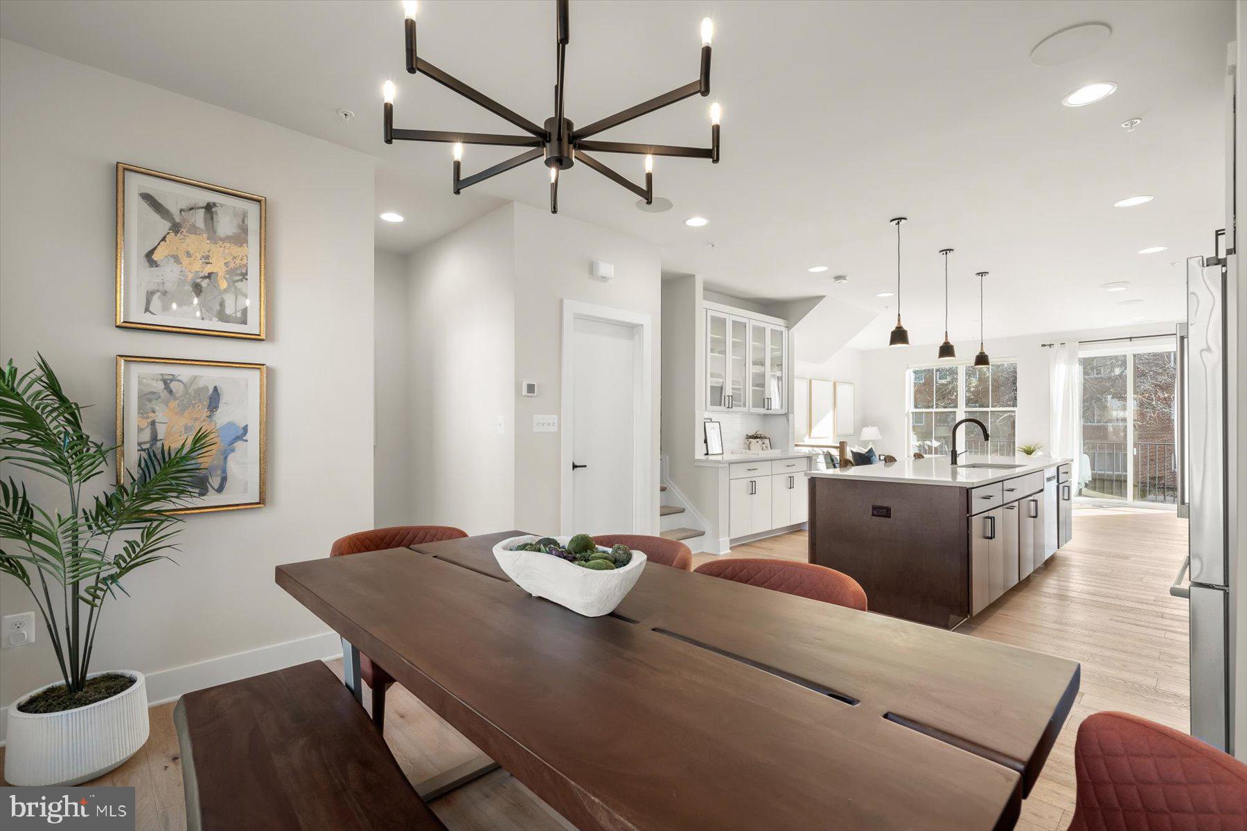 COURTHOUSE - Residential