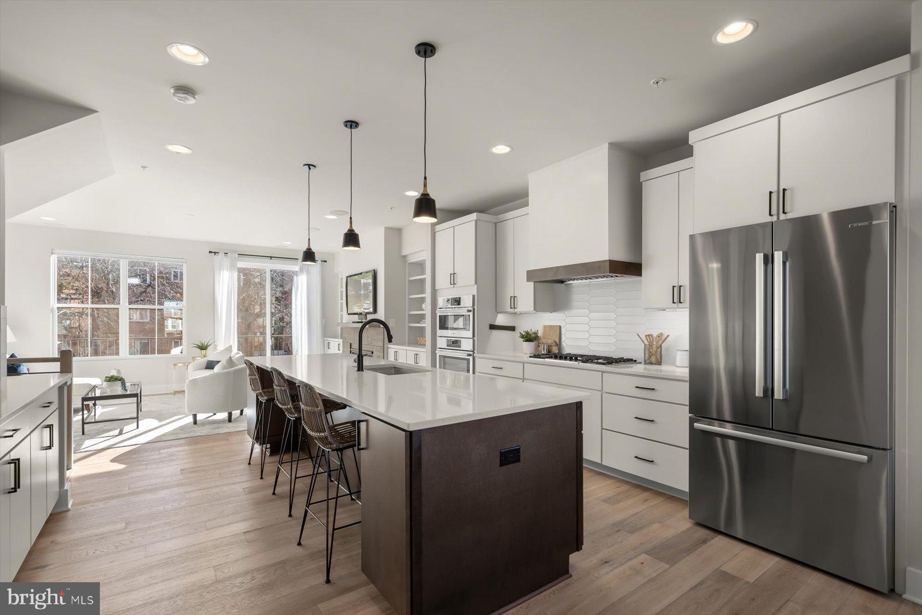 COURTHOUSE - Residential