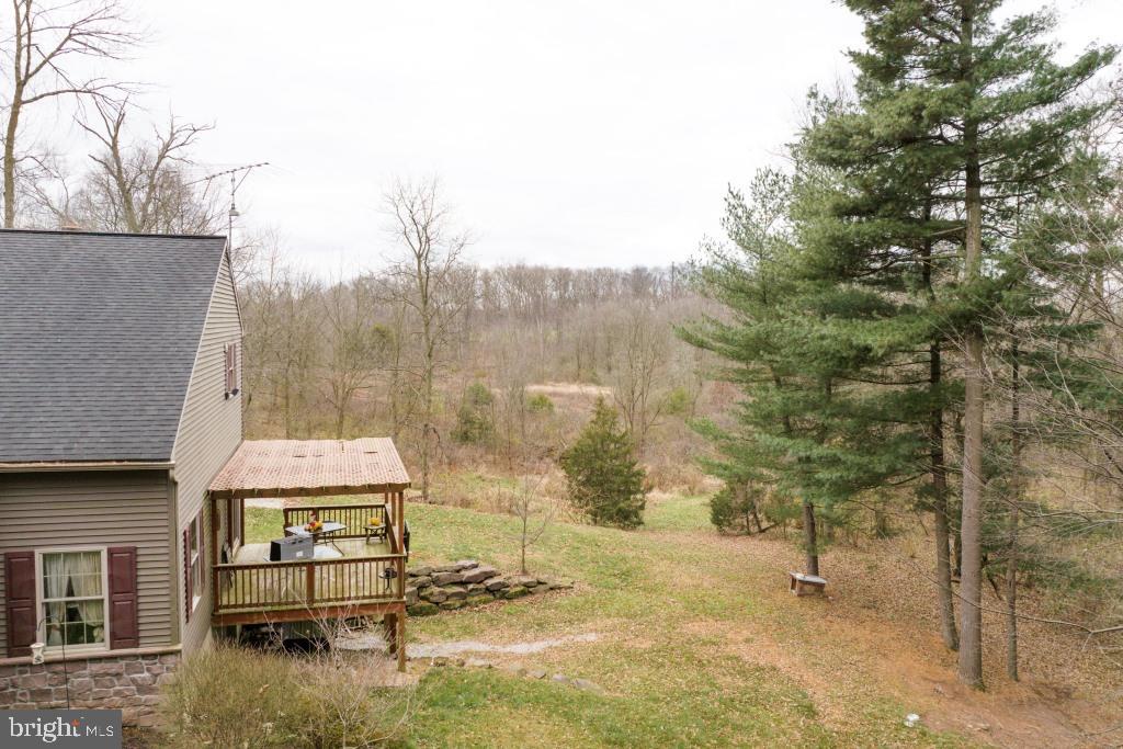 BRECKNOCK TOWNSHIP - Farm