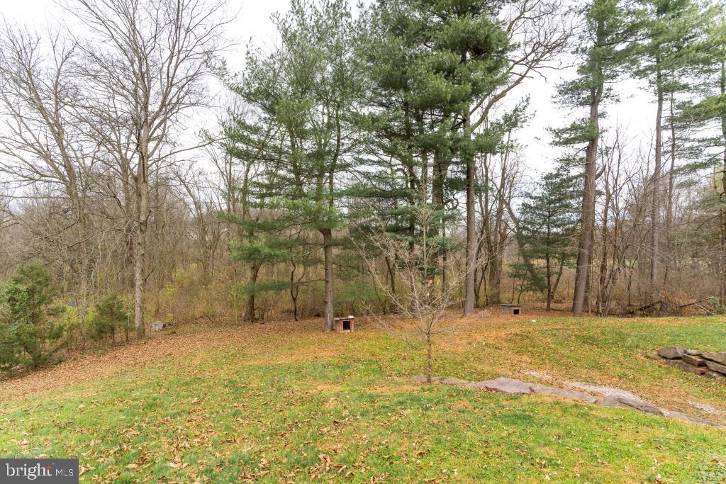 BRECKNOCK TOWNSHIP - Farm