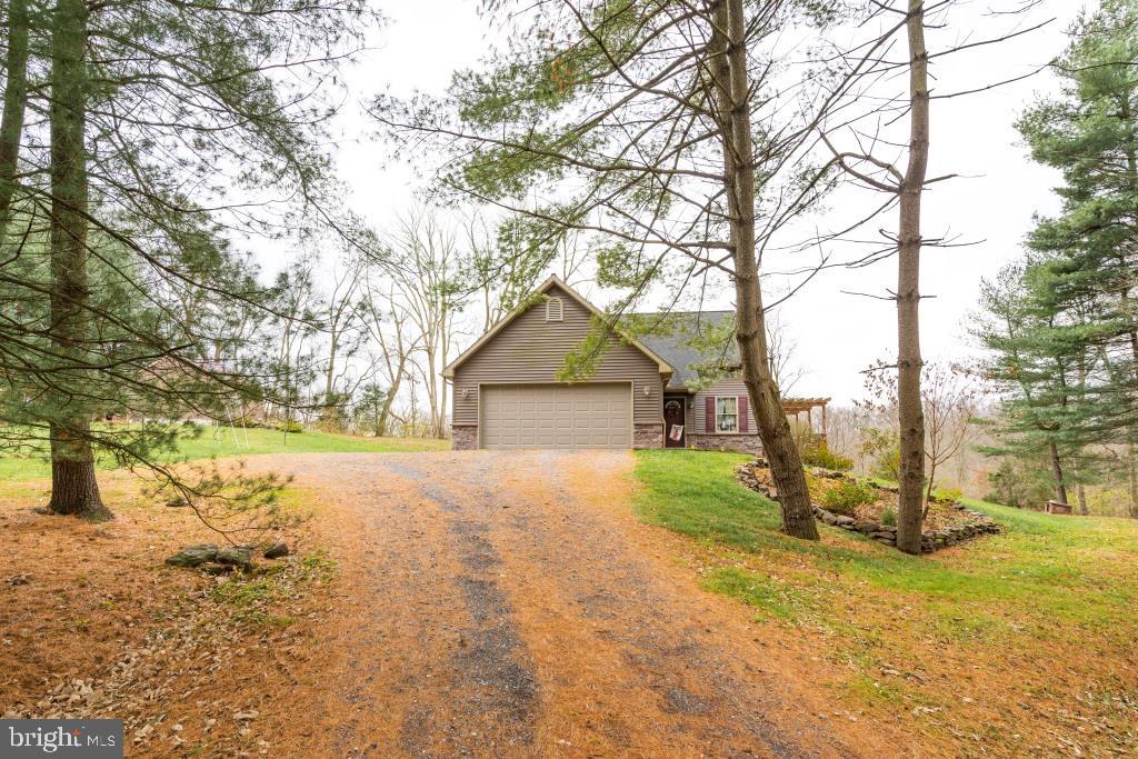 BRECKNOCK TOWNSHIP - Farm