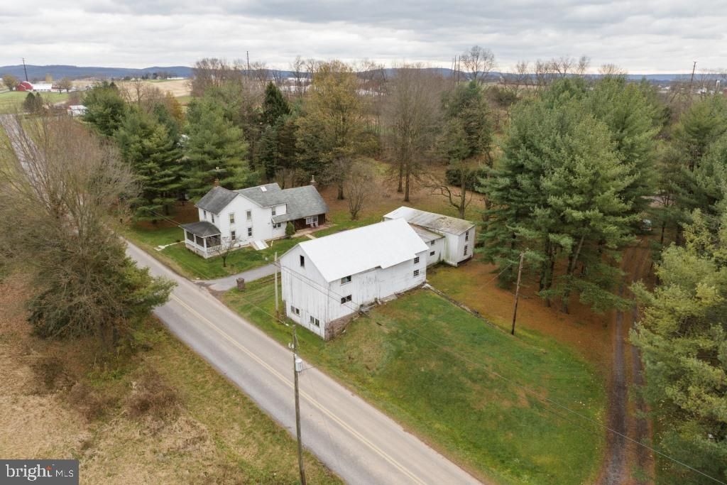 Photo of 587 Chestnut Hill Road, DENVER, PA 17517 (MLS # PALA2084010)