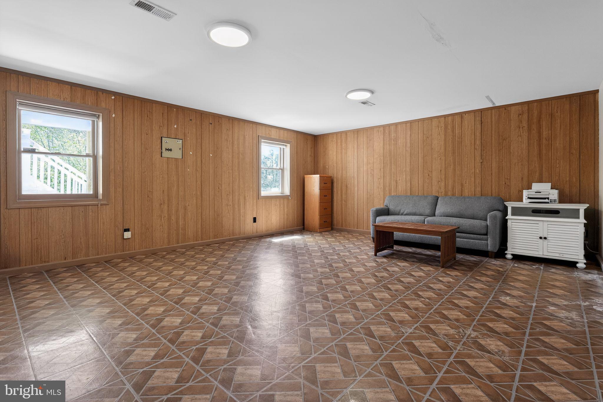SPRINGS WAY - Residential