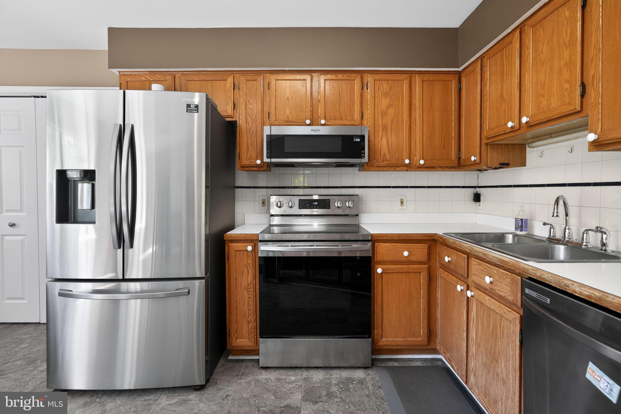 SPRINGS WAY - Residential