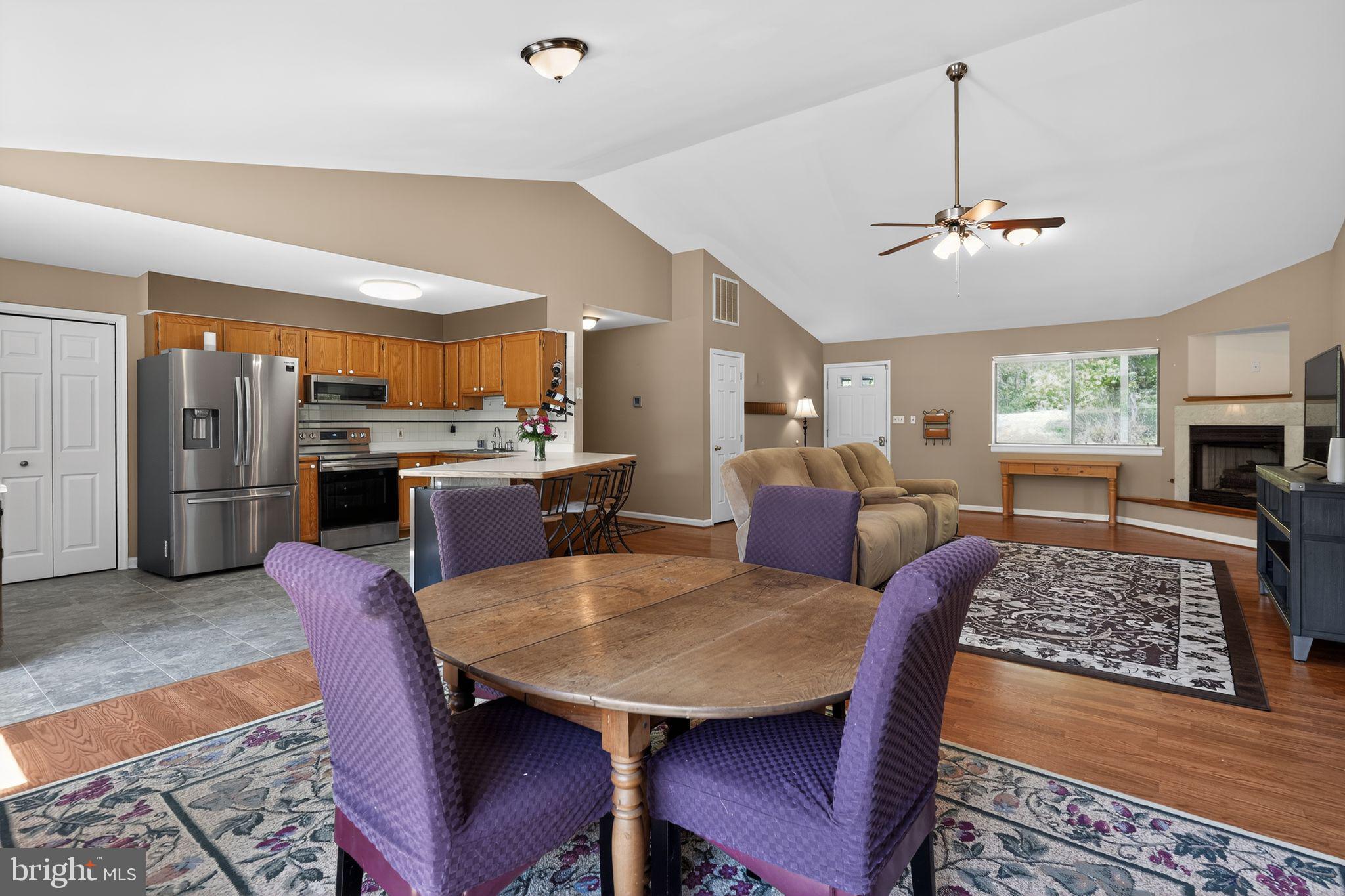 SPRINGS WAY - Residential