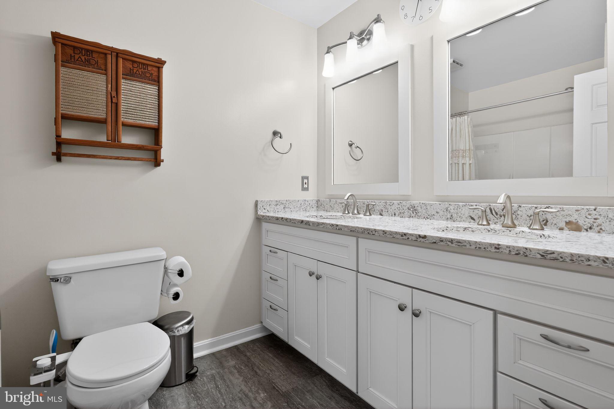 SPRINGS WAY - Residential