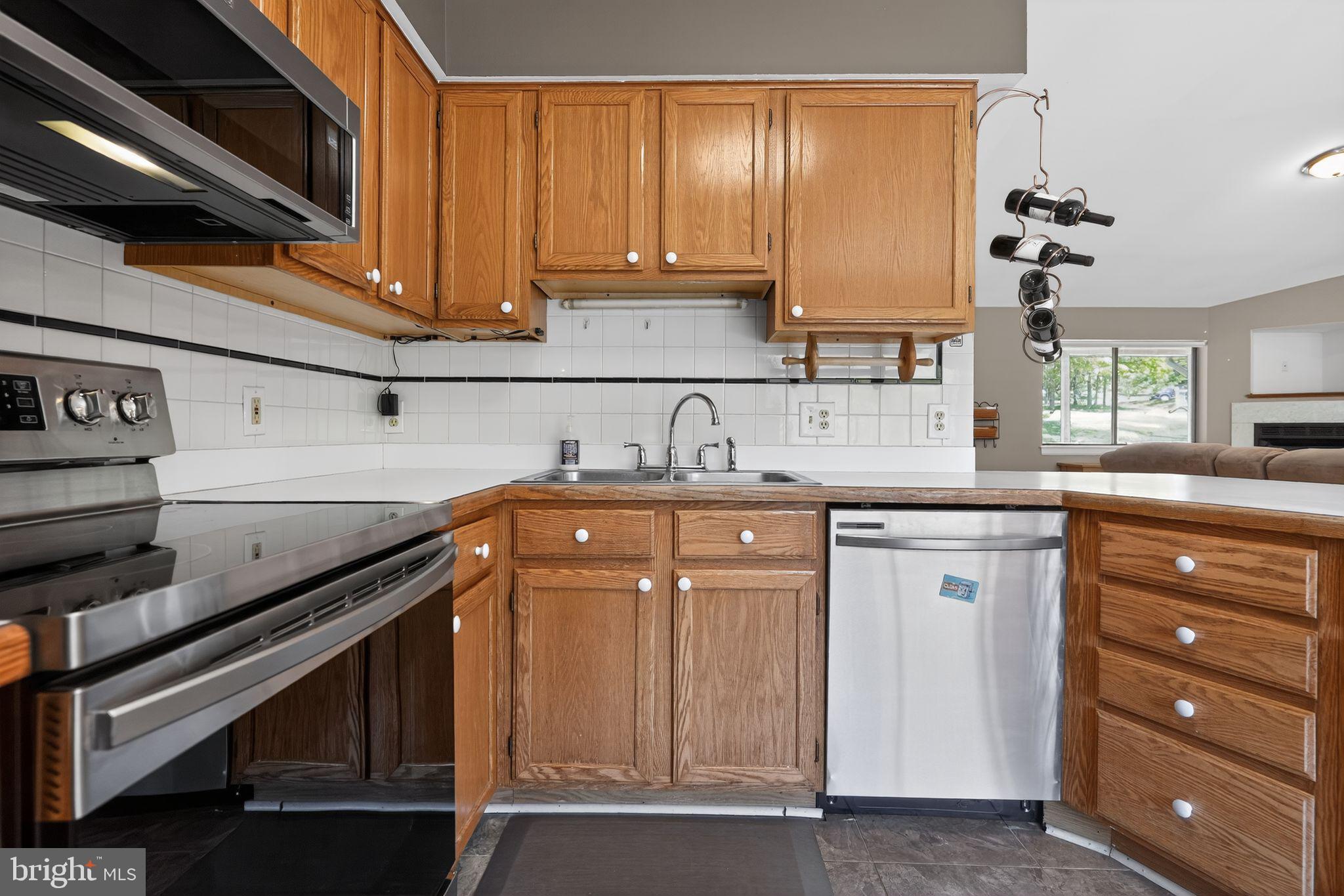 SPRINGS WAY - Residential