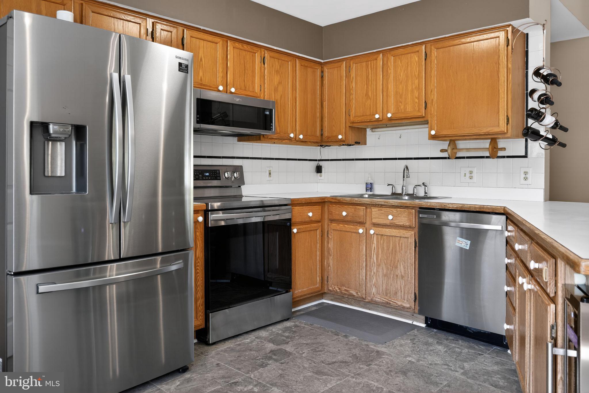 SPRINGS WAY - Residential