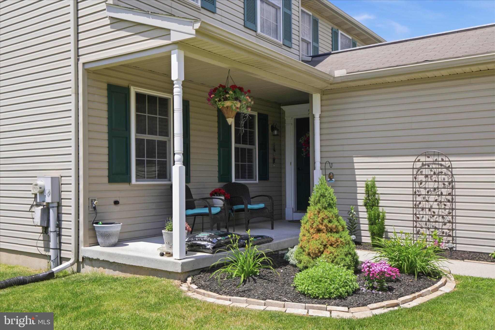 596 WOOD DUCK DRIVE