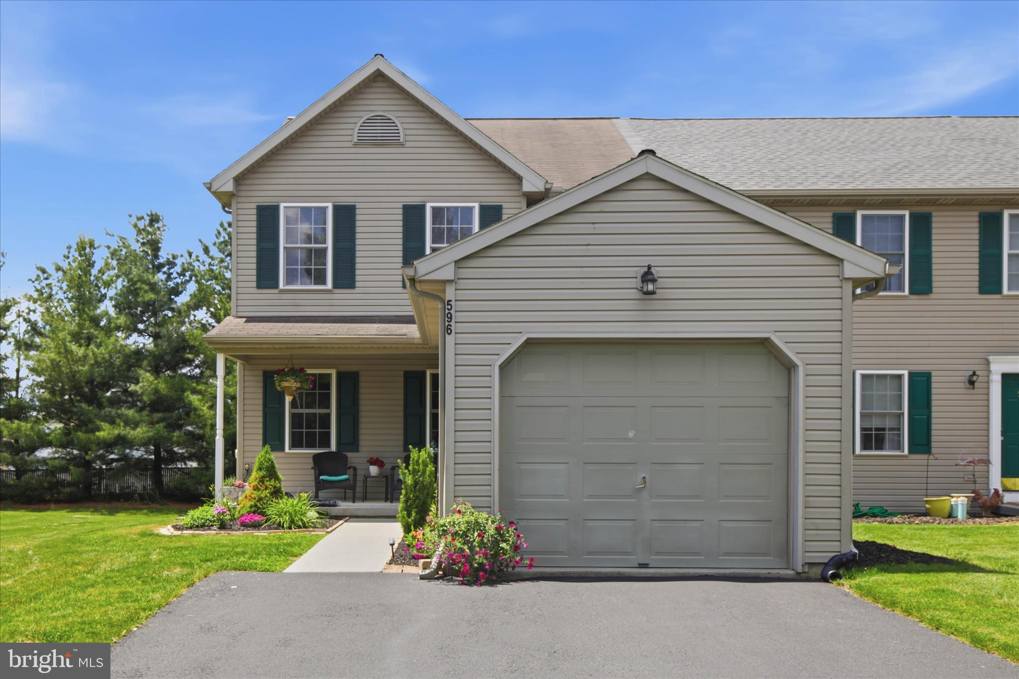 596 WOOD DUCK DRIVE