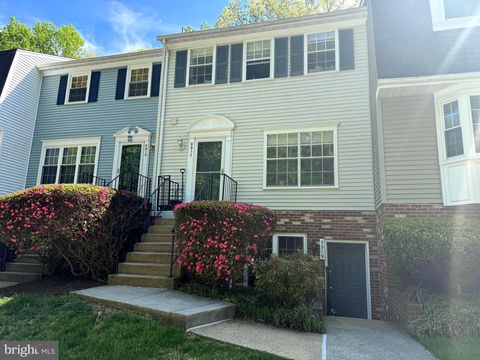 5919 FIRST LANDING WAY BURKE VA 22015