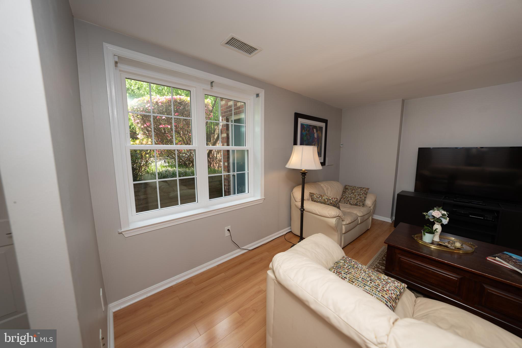 WOODWALK - Residential