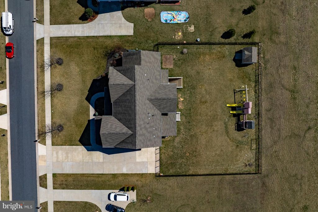 listing image 81