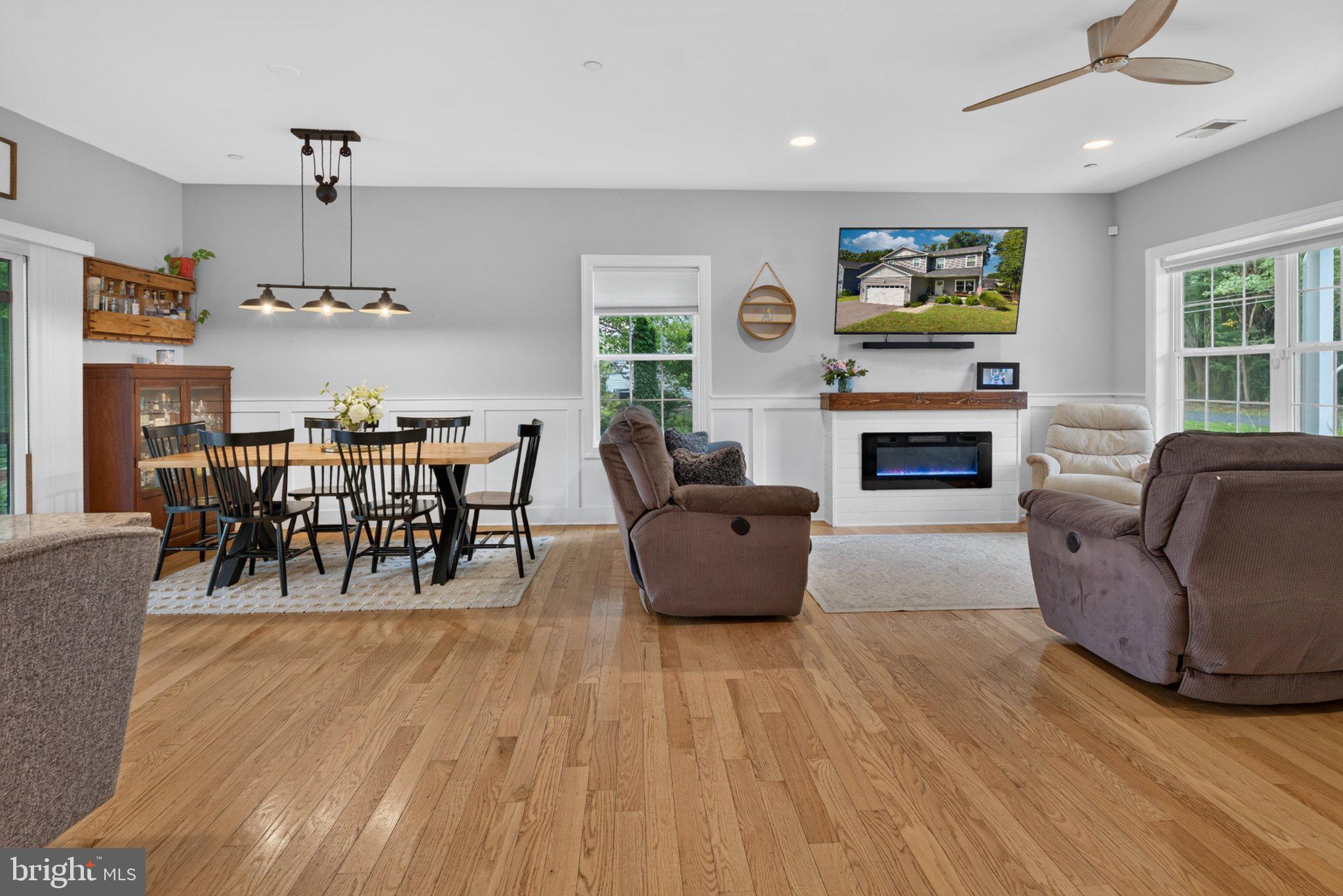 212 OREGON ROAD