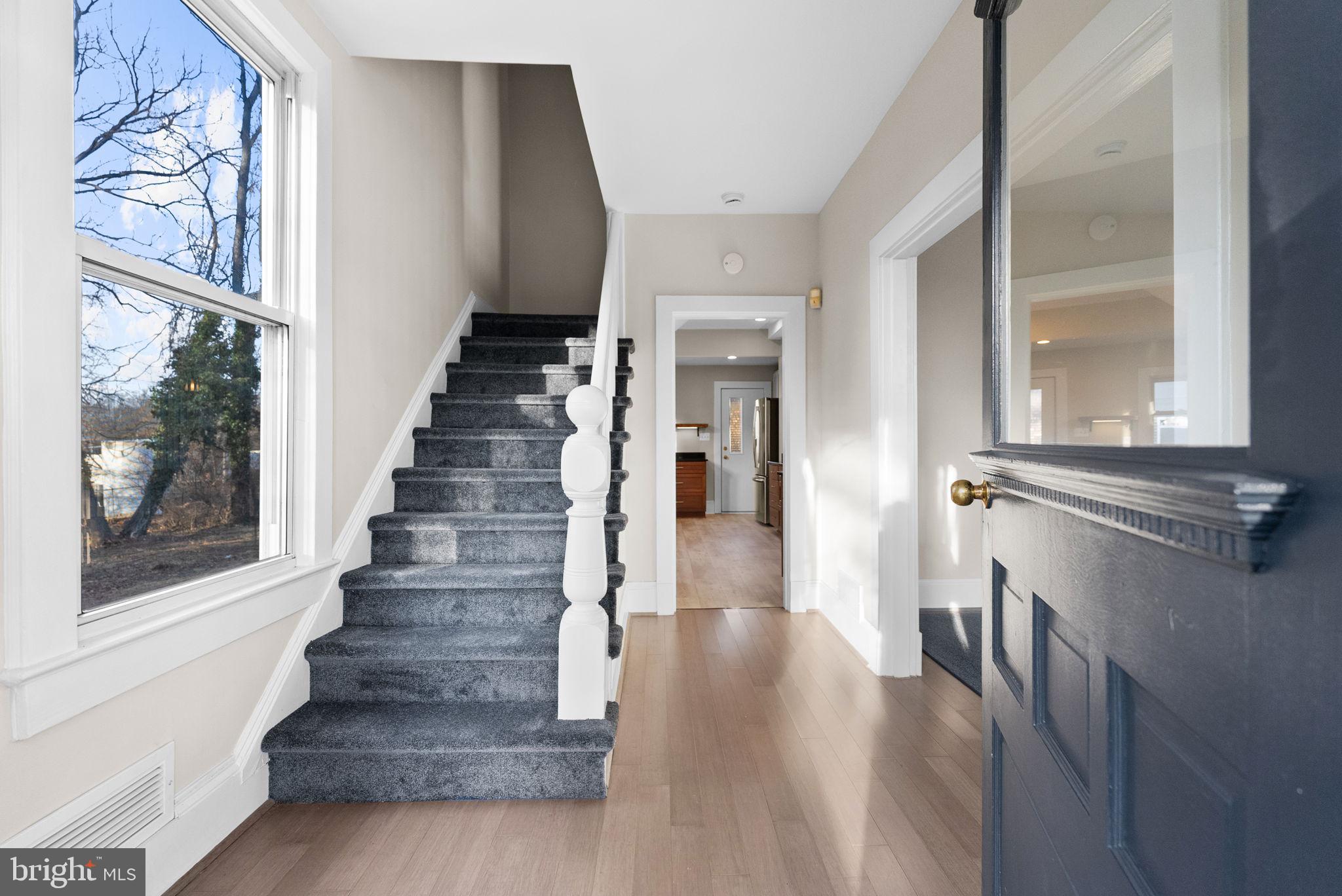 10512 WARFIELD STREET