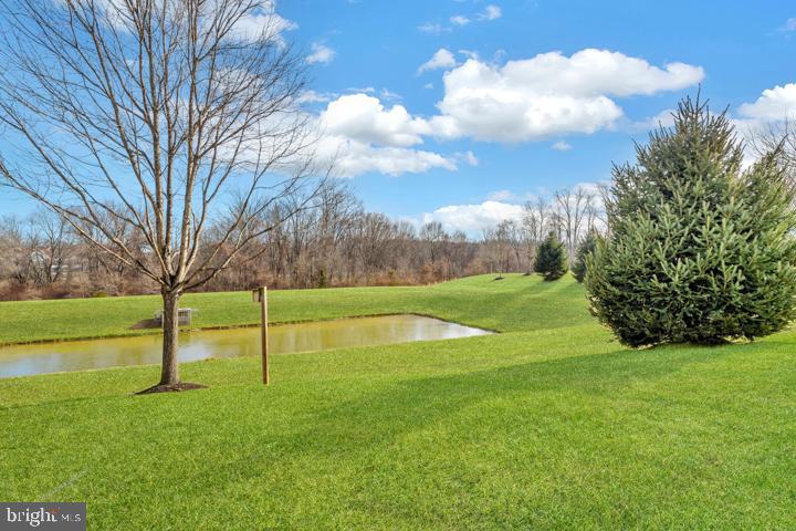 COURTYARDS AT WAVERLY WOODS - Residential