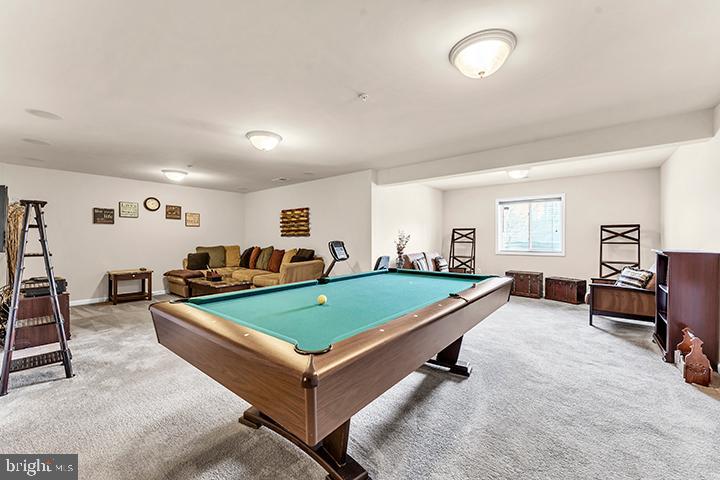 COURTYARDS AT WAVERLY WOODS - Residential