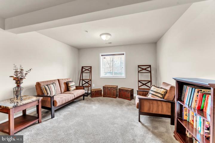 COURTYARDS AT WAVERLY WOODS - Residential