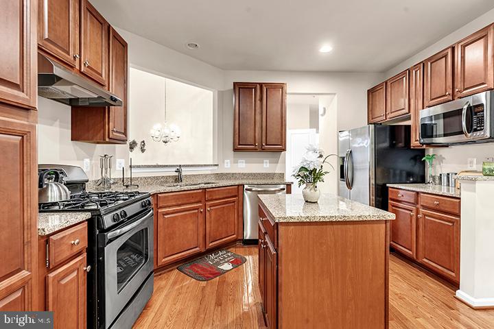 COURTYARDS AT WAVERLY WOODS - Residential