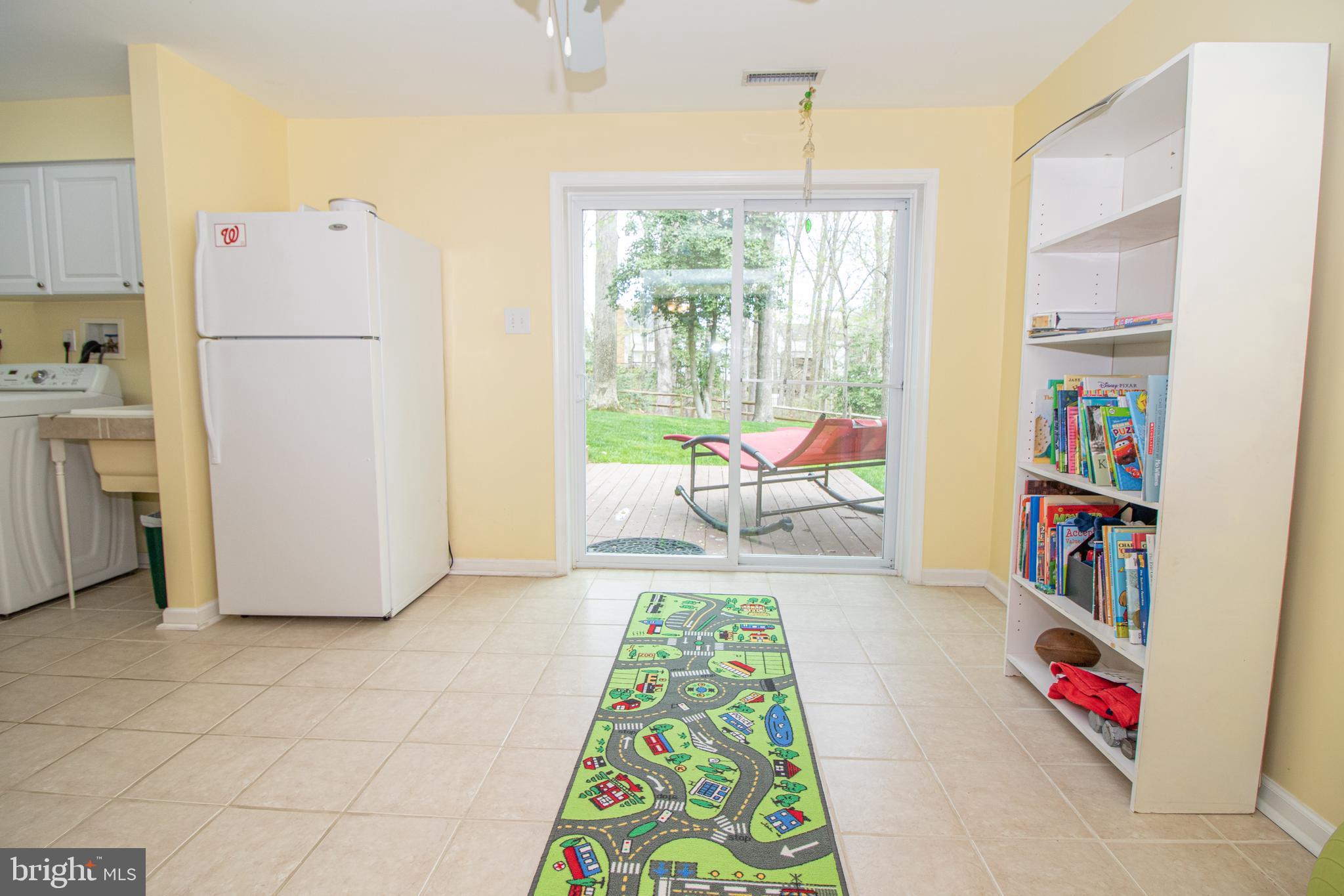 LAKE RIDGE - Residential