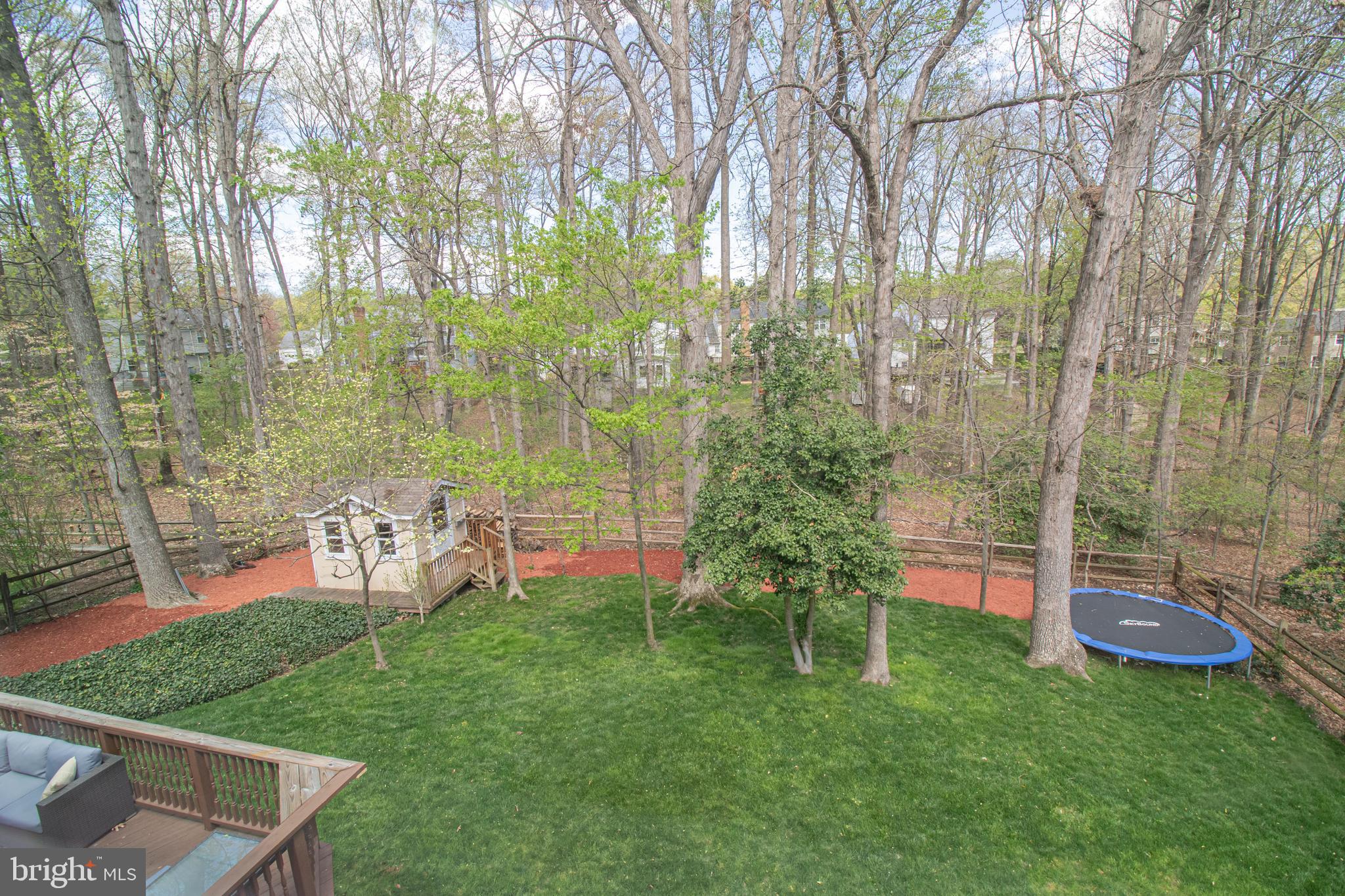 LAKE RIDGE - Residential