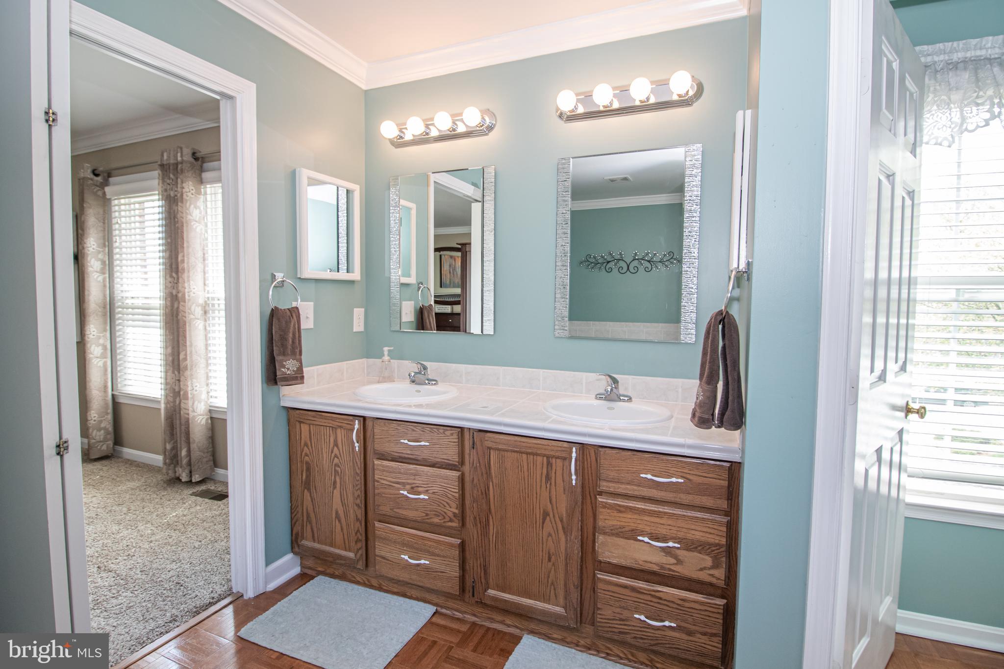 LAKE RIDGE - Residential