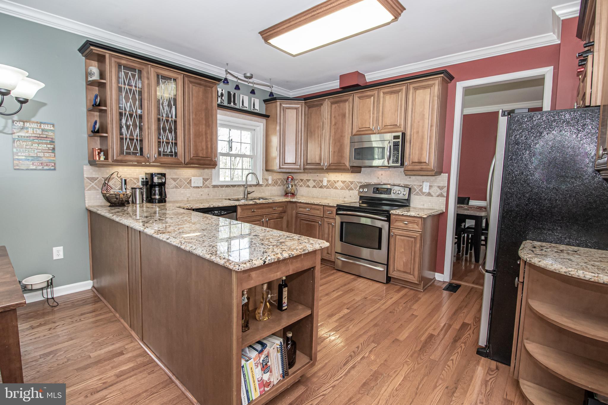 LAKE RIDGE - Residential