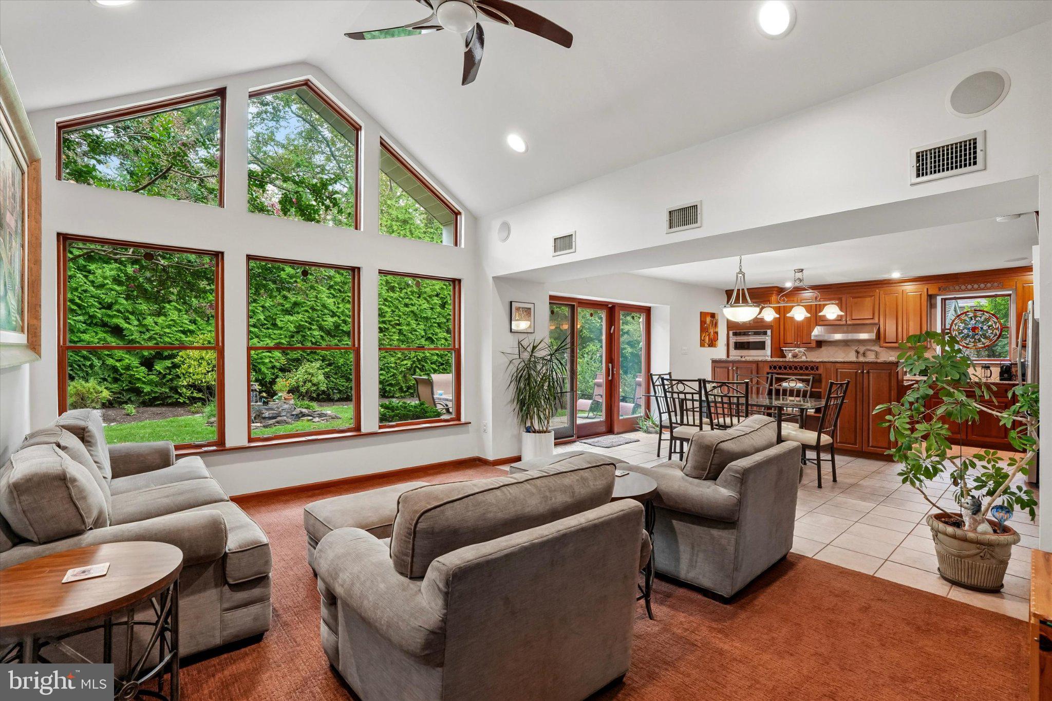 625 FOXCROFT ROAD