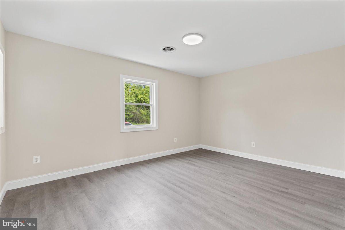 LONG VIEW - Residential