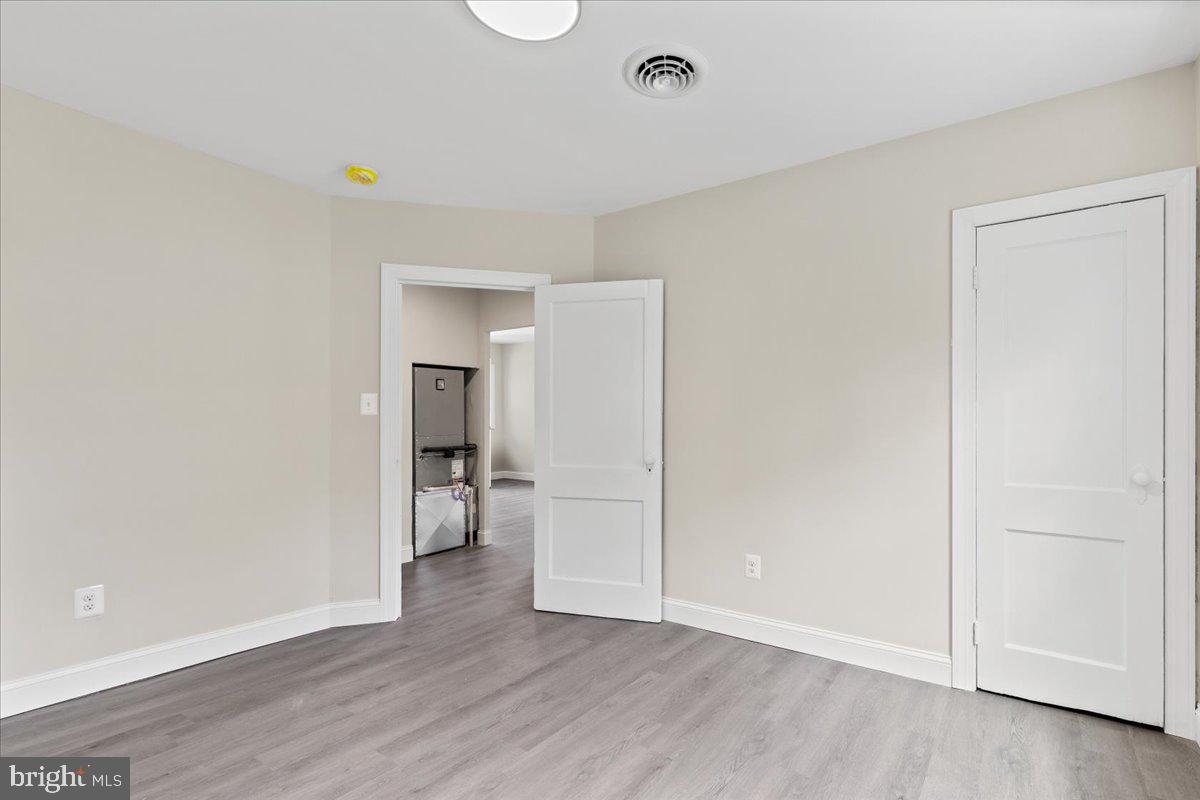 LONG VIEW - Residential