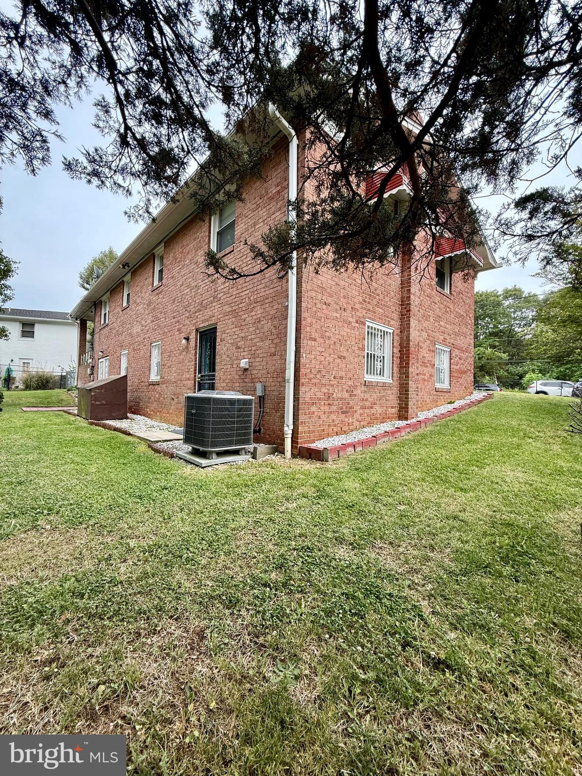 CALTOR MANOR - Residential