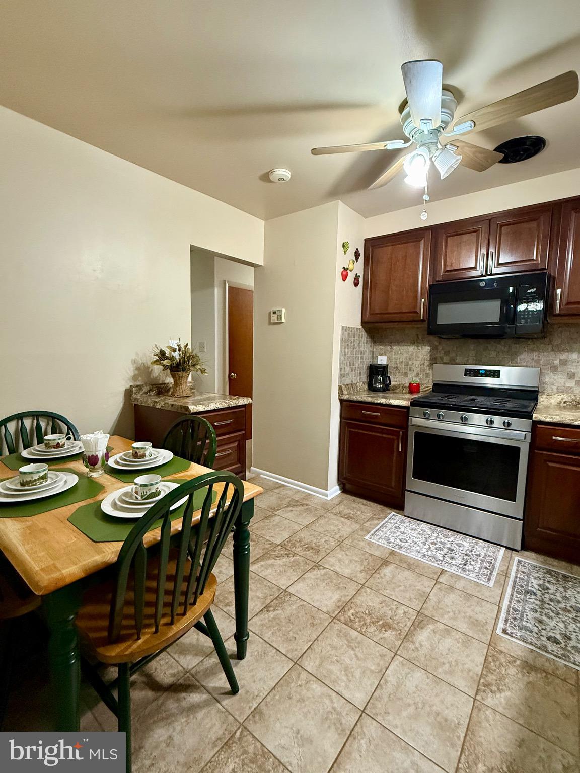 CALTOR MANOR - Residential