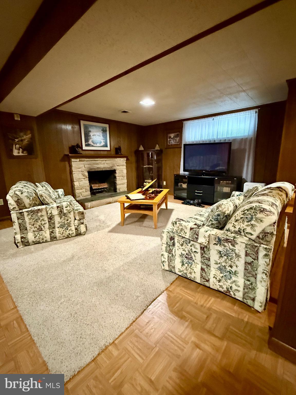 CALTOR MANOR - Residential