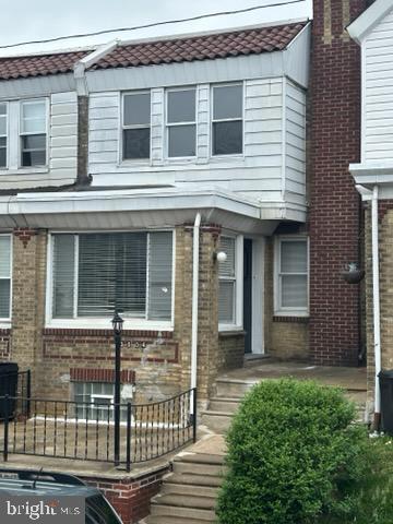 Attention: Price Adjustment!
Charming interior Row/Townhouse in desirable MAYFAIR (WEST) section of the city; just minutes away from shopping, banking, transportation, all major routes, and schools. Situated in a beautiful neighborhood on the quiet street, however in the close proximity to all amenities of the city. This property was thoughtfully updated by the Seller before it was putted on the market. The house features: 3 nice-sized bedrooms, excellent specious living room, formal dining room, newly installed fully functional kitchen, finished basement w/laundry area, half-a-bathroom, and a storage space, plenty of closets throughout the house for your storage needs. The property boosts a nice fully enclosed porch, and a fenced-in front patio. Nevertheless, 1-car driveway for off-street parking in the alley behind the building for your convenience. Hurry!!!... make your appointment today, as this one at its current price will sale quickly!