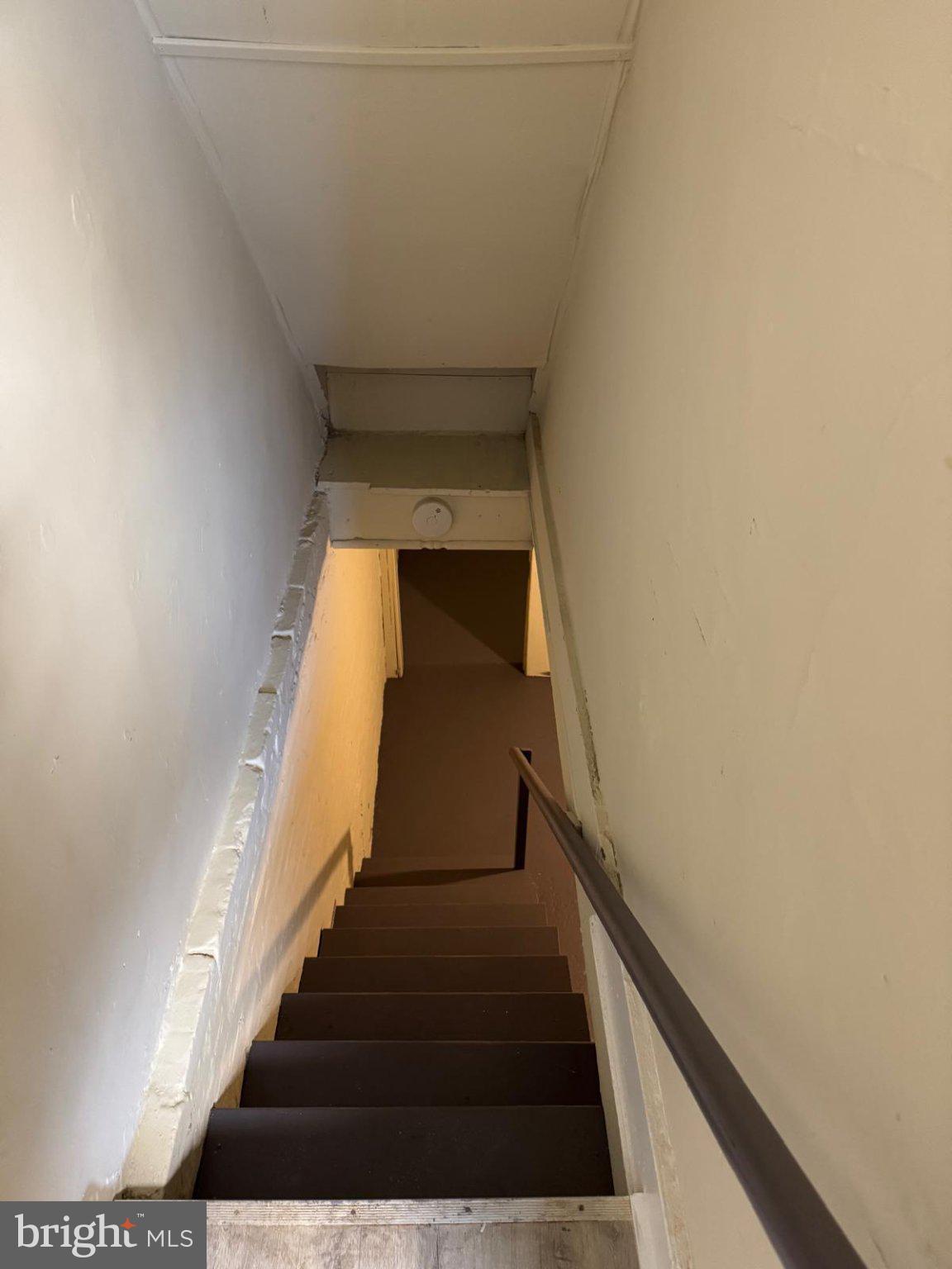 ELWOOD PARK - Residential