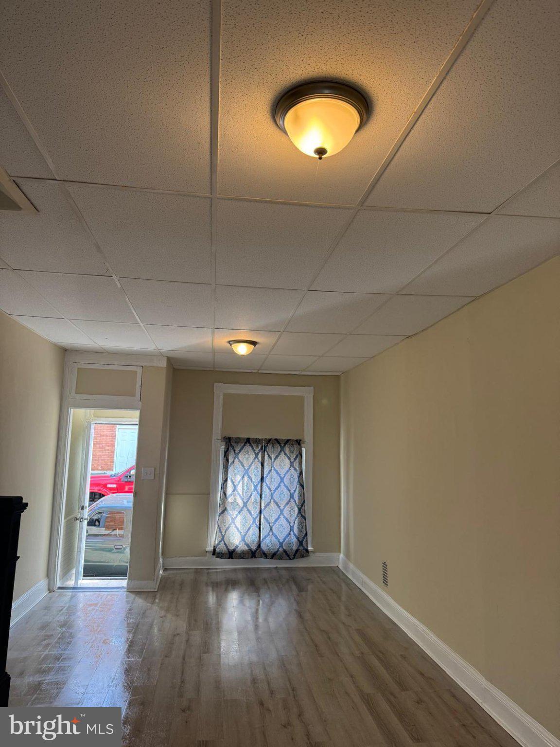 ELWOOD PARK - Residential