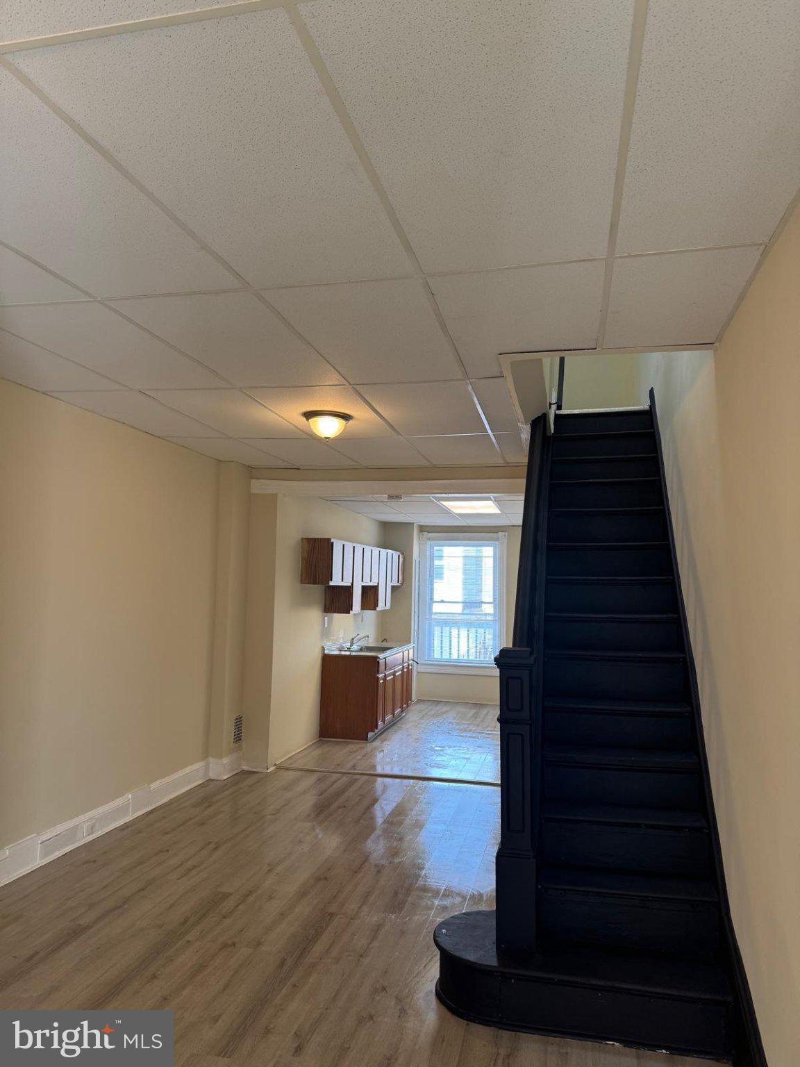 ELWOOD PARK - Residential