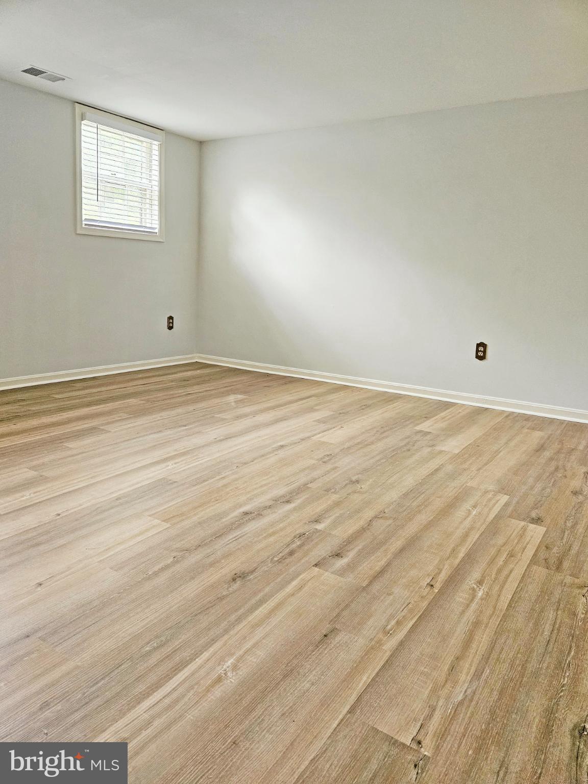 ANNALANE TERRACE - Residential Lease