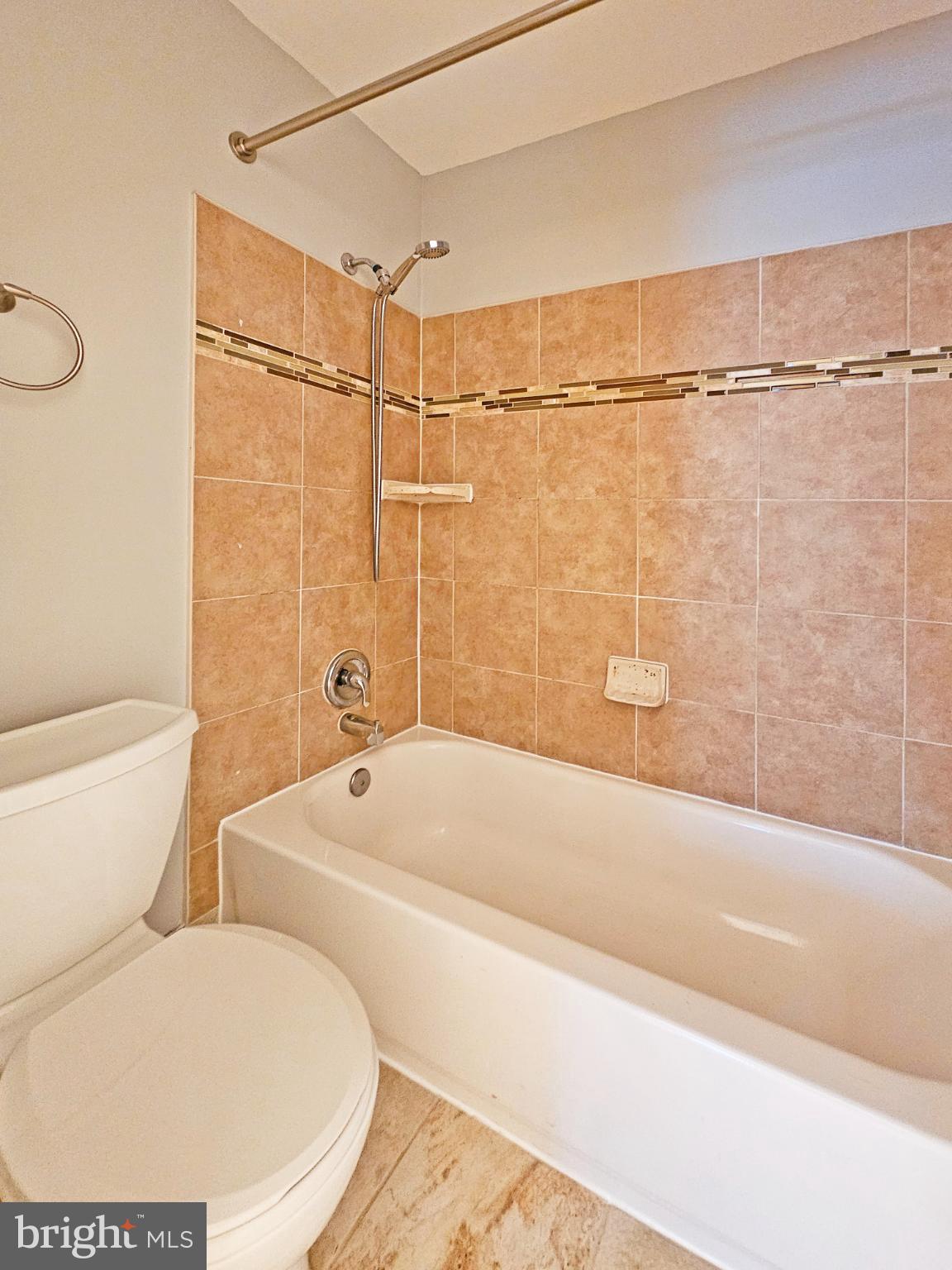 ANNALANE TERRACE - Residential Lease