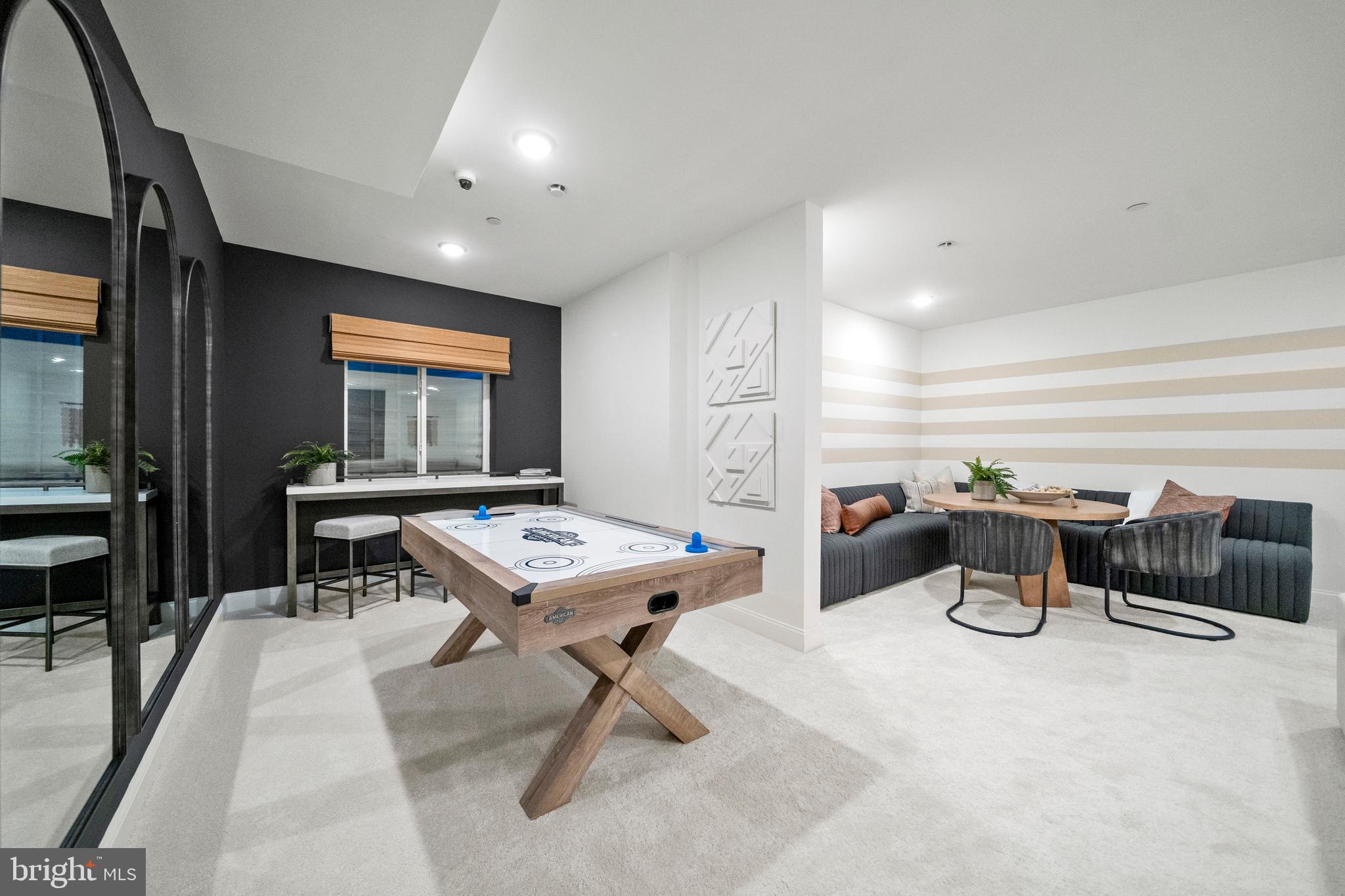 SPRING LAKE - Residential