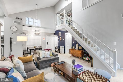 Photo of 4505 Sahalee Court #D, ALEXANDRIA, VA 22312 (MLS # VAFX2307810)