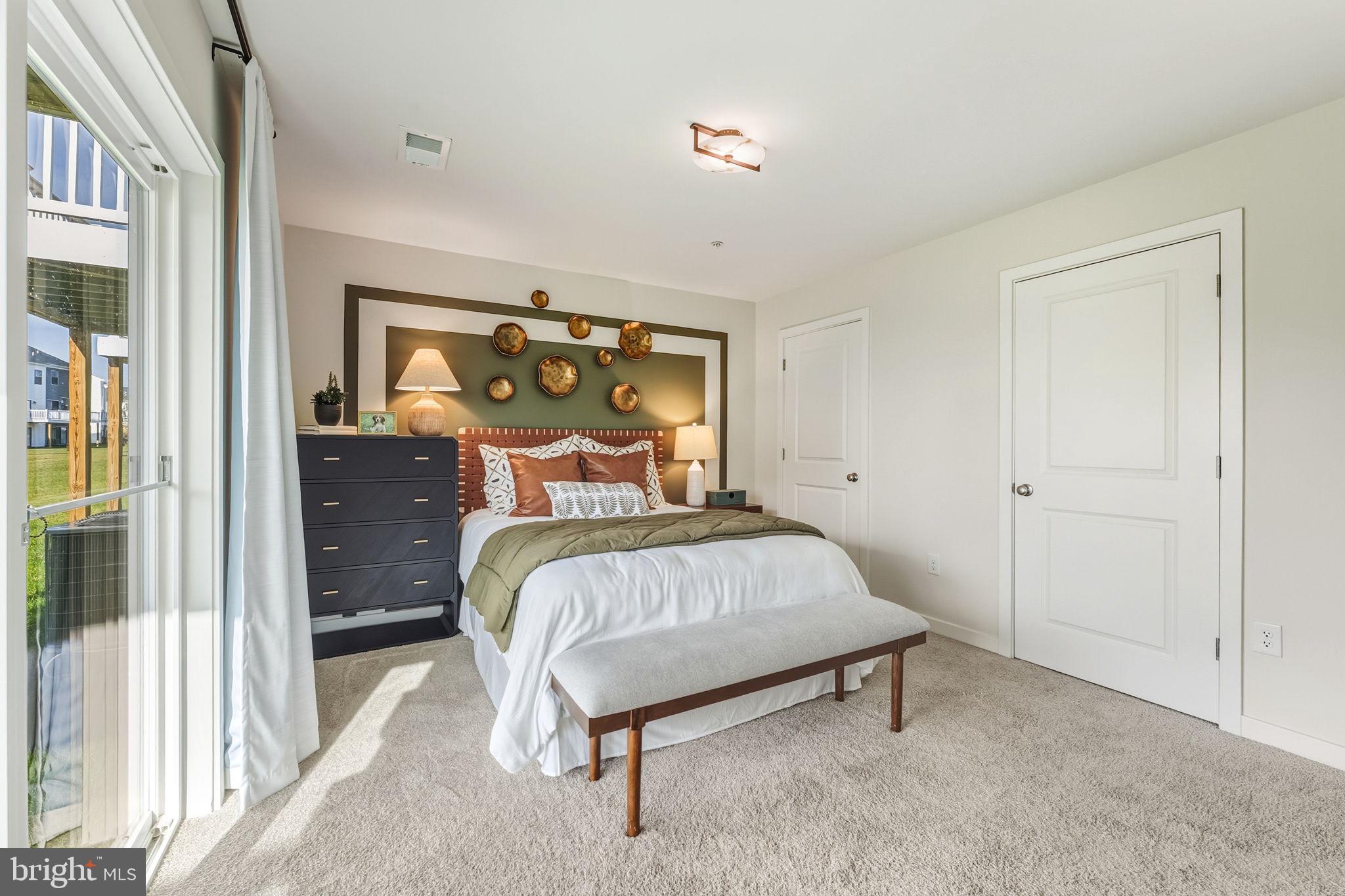 PINEGROVE - Residential