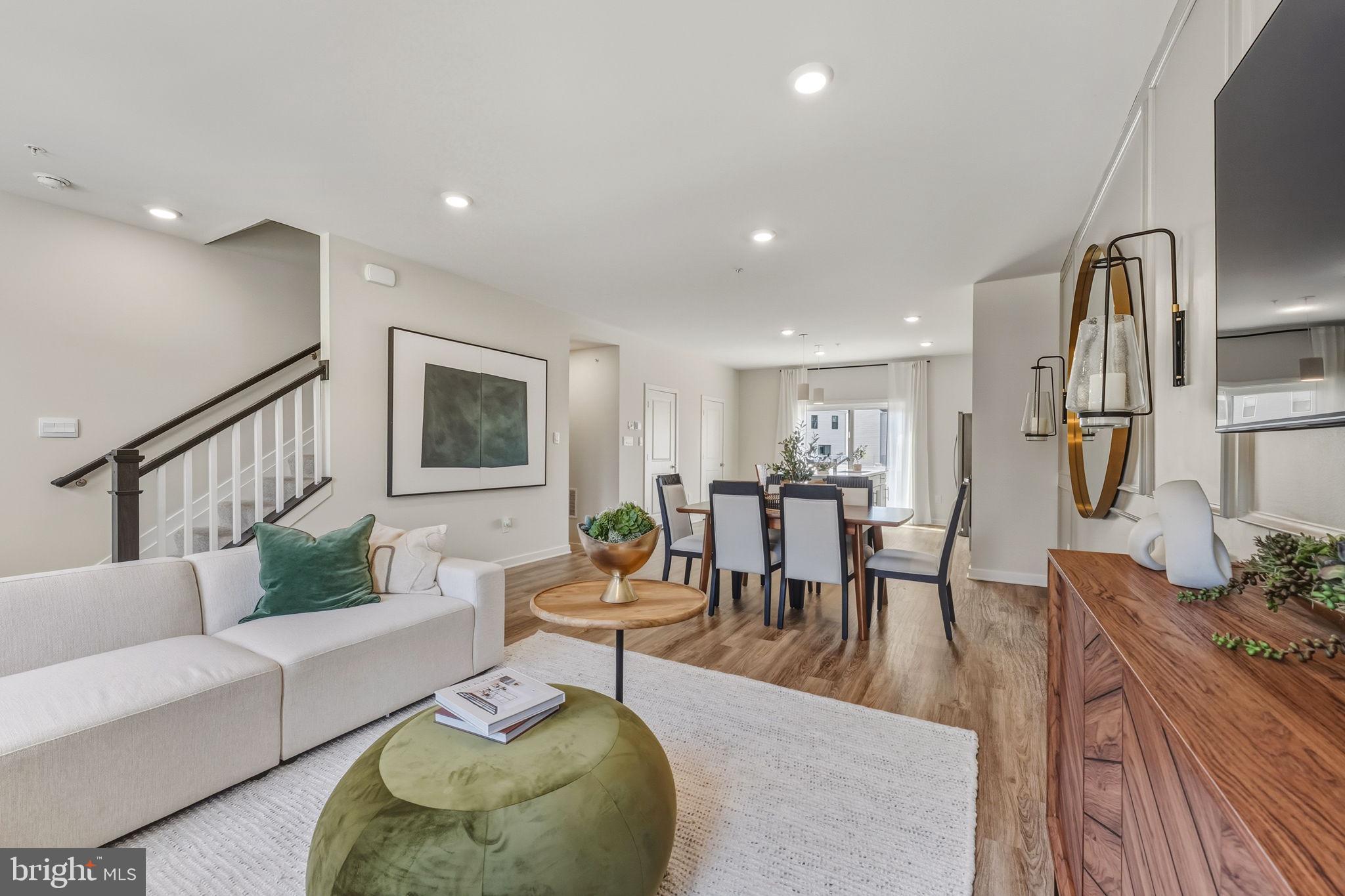 PINEGROVE - Residential