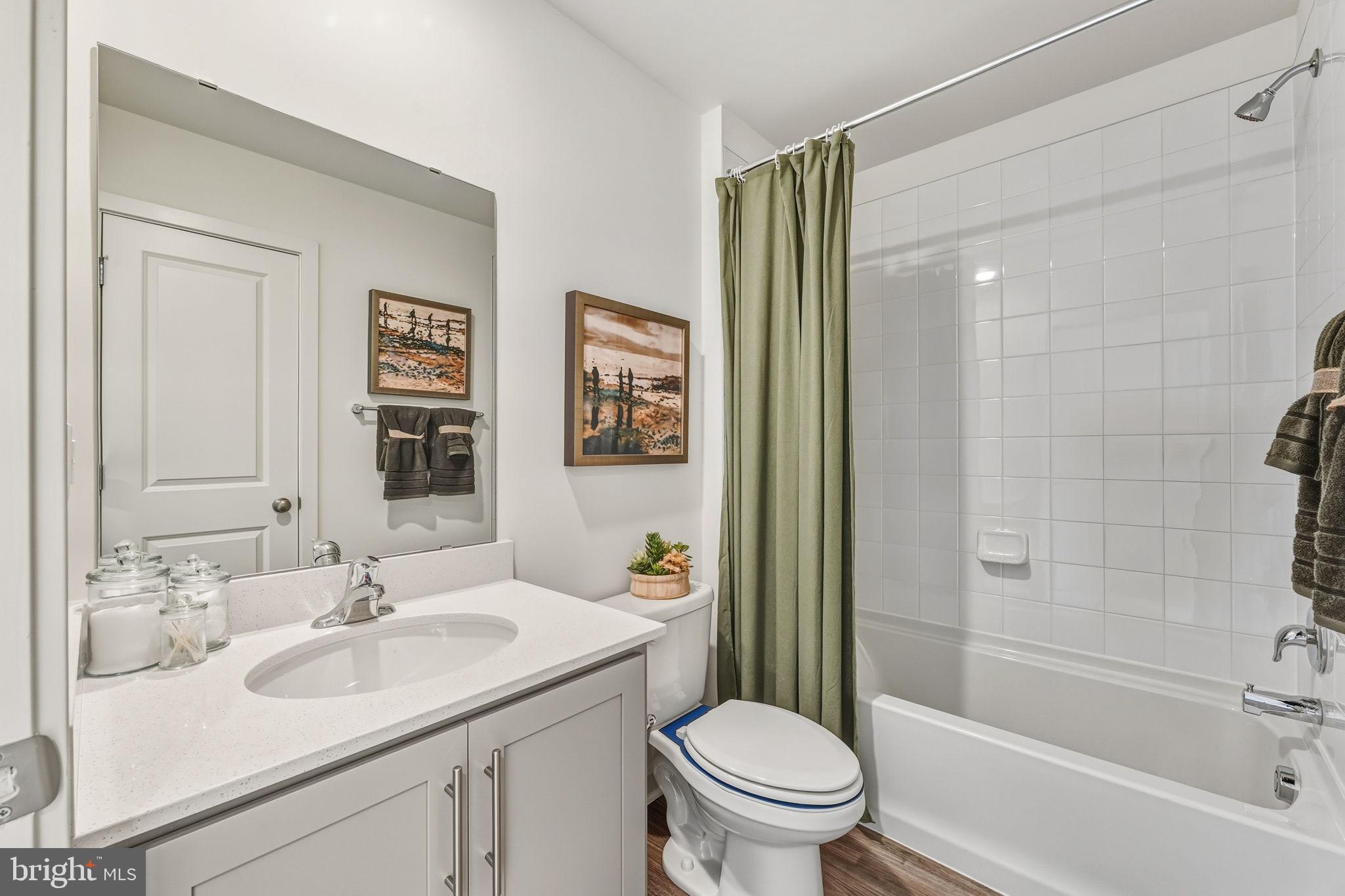 PINEGROVE - Residential