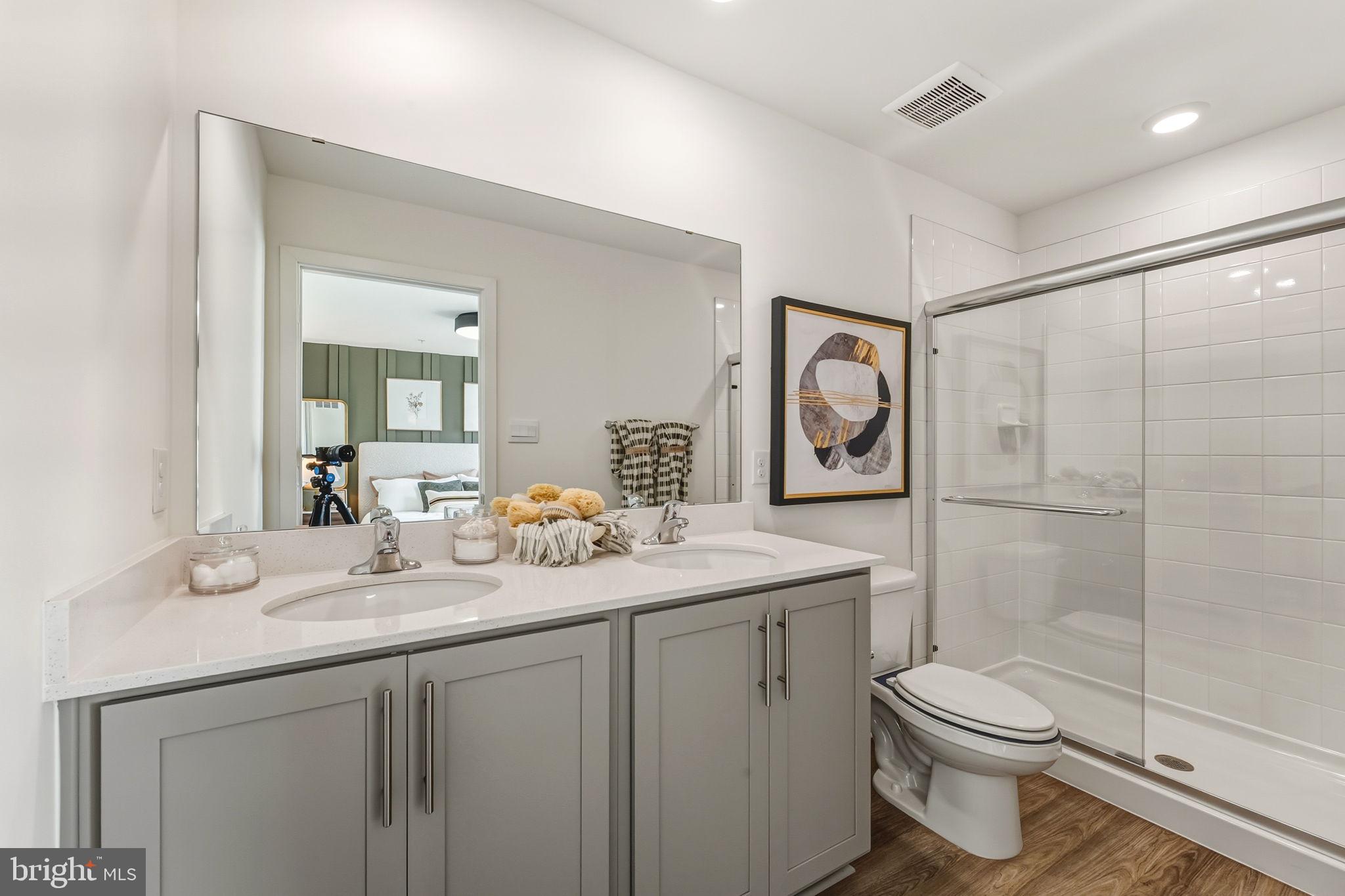 PINEGROVE - Residential