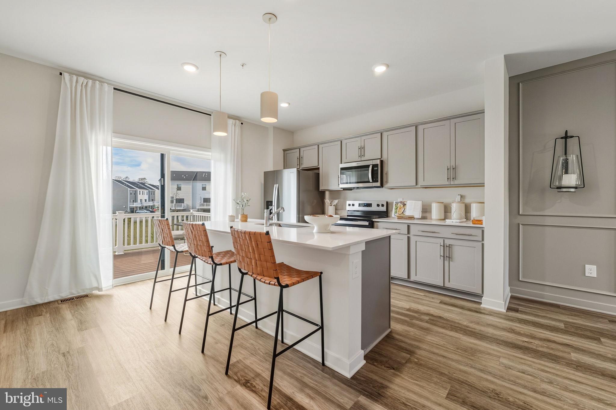 PINEGROVE - Residential