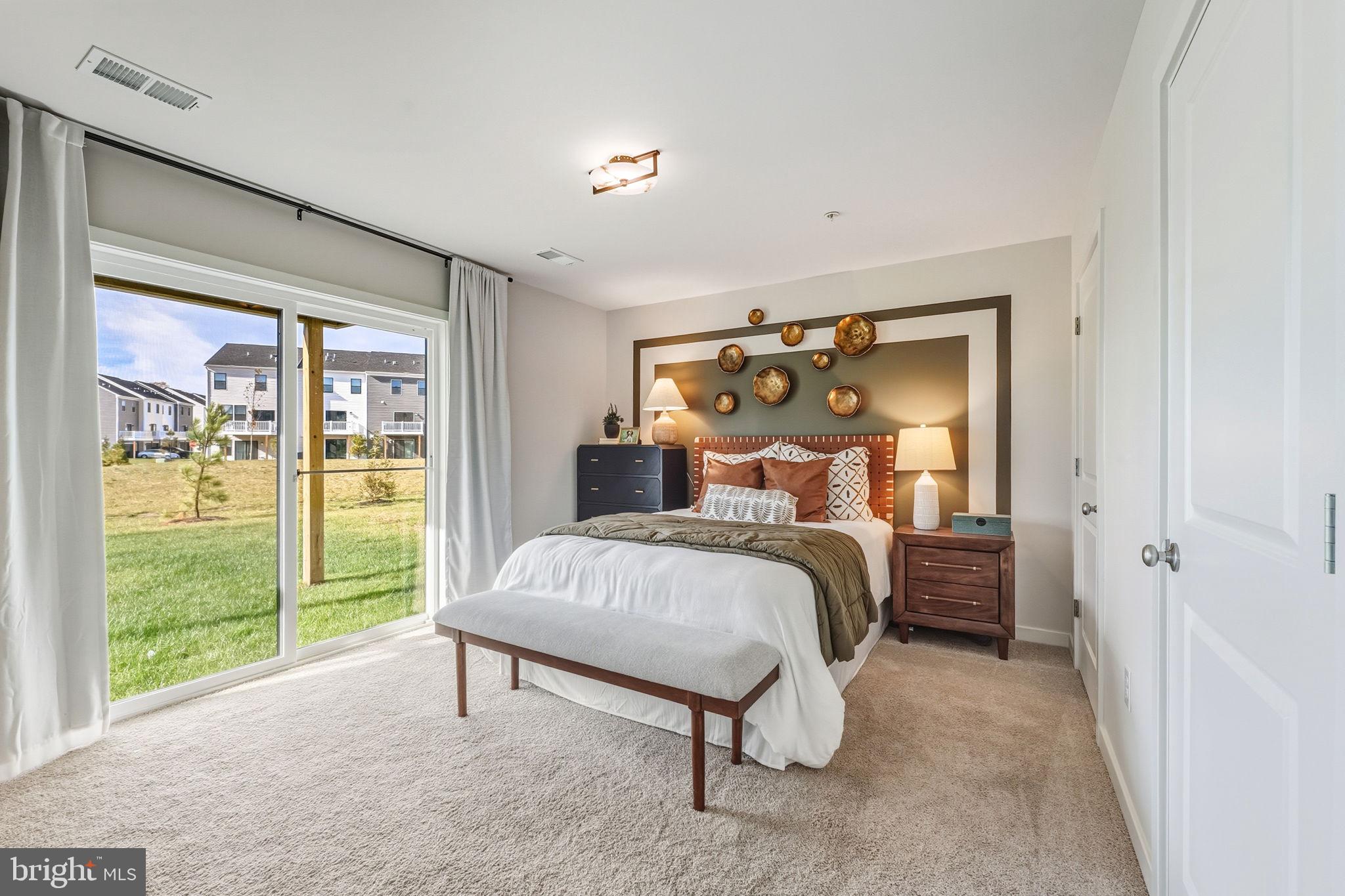 PINEGROVE - Residential