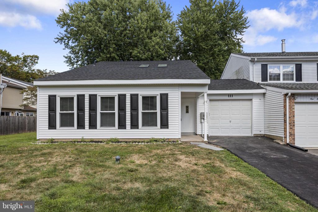 Photo of 111 Hidden Valley Lane, NEWTOWN, PA 18940 (MLS # PABU2113586)
